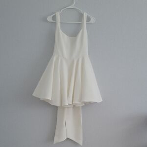 Elegant White Mini Dress